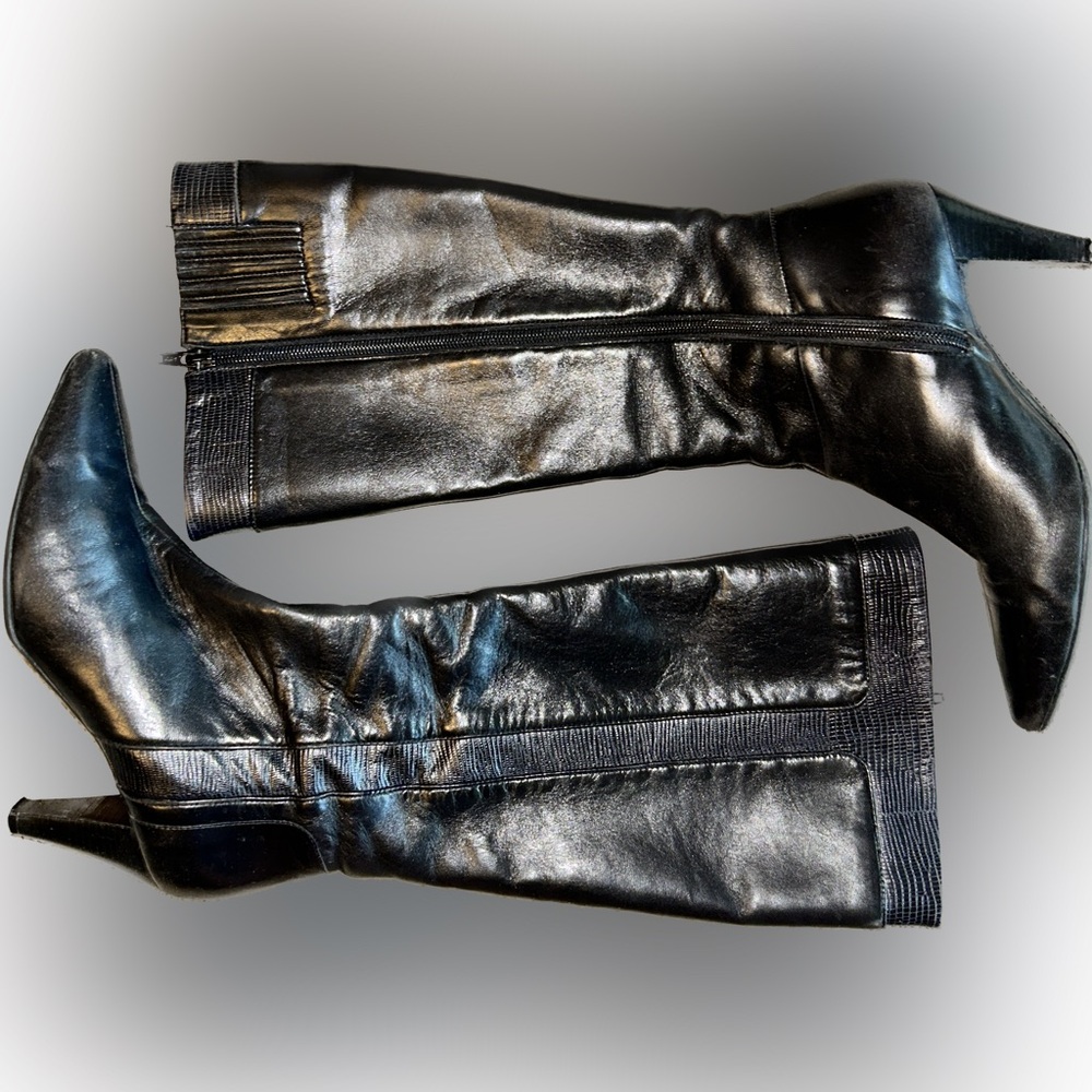 Antonio Melani women’s black leather heeled boots